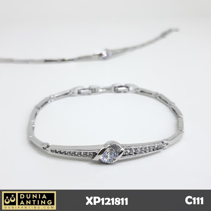 C111 Gelang Model Rantai Silver Mata Kristal Platinum Imitasi Crystal